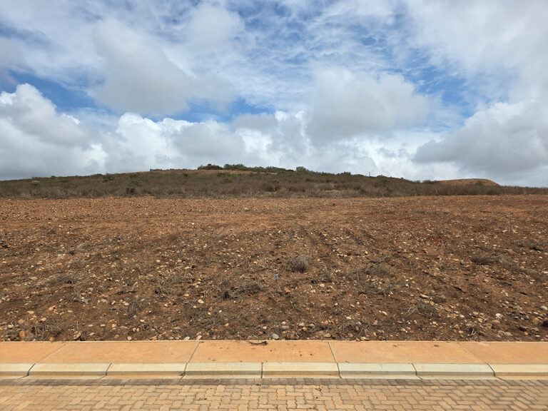 Erf 8495 – 1015 m² Plot for Sale